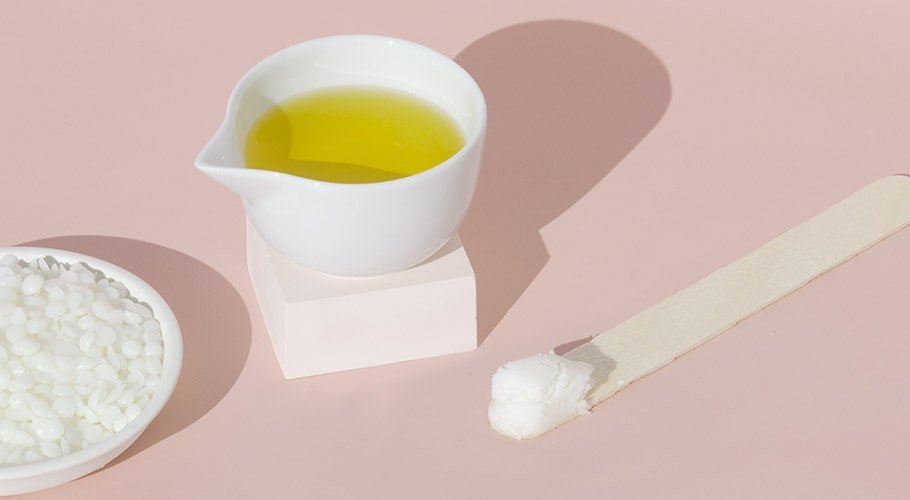 Óleos e manteigas para bálsamos labiais Óleos e manteigas para bálsamos labiais