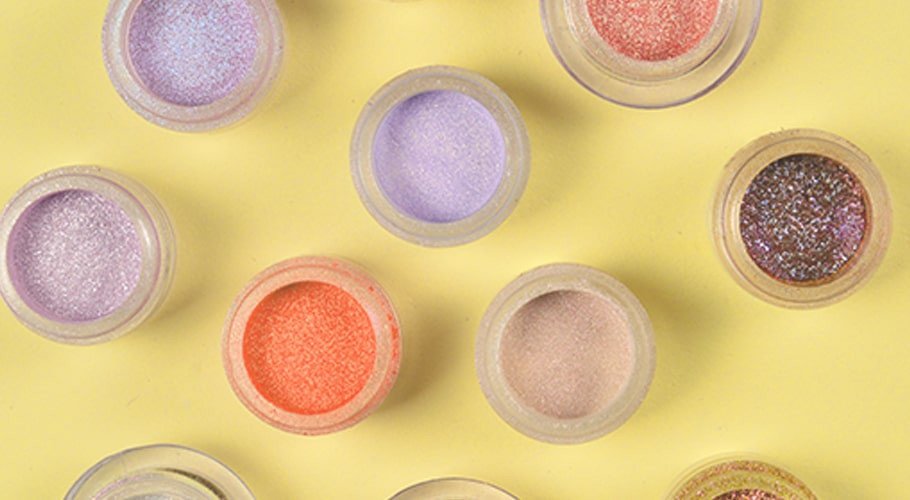 Purpurinas, brillos y nacarantes para gel y champú Purpurinas, brillos y nacarantes para gel y champú