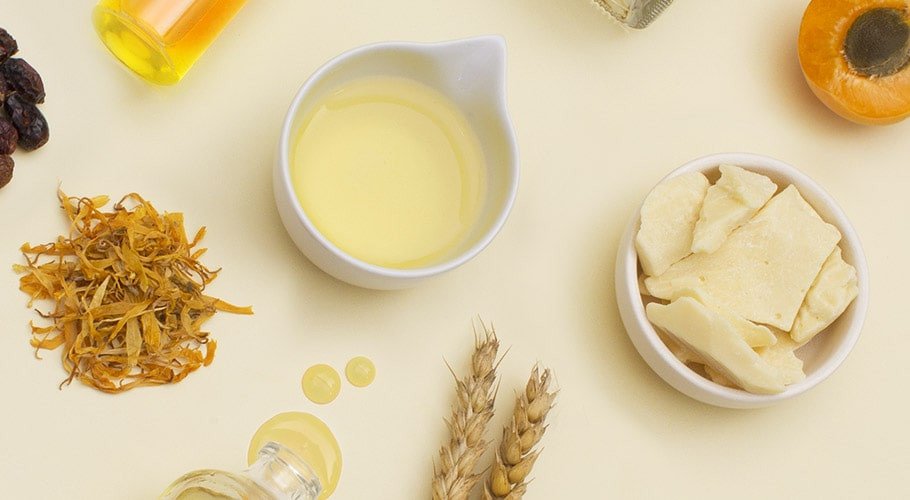Óleos e manteigas para fazer óleos de massagens