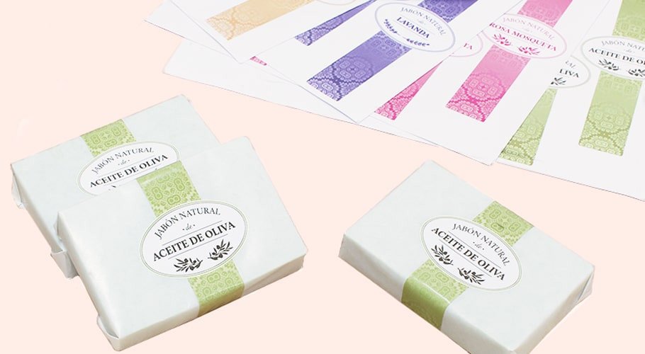 Papel e celofane para embrulhar sabonetes Papel e celofane para embrulhar sabonetes
